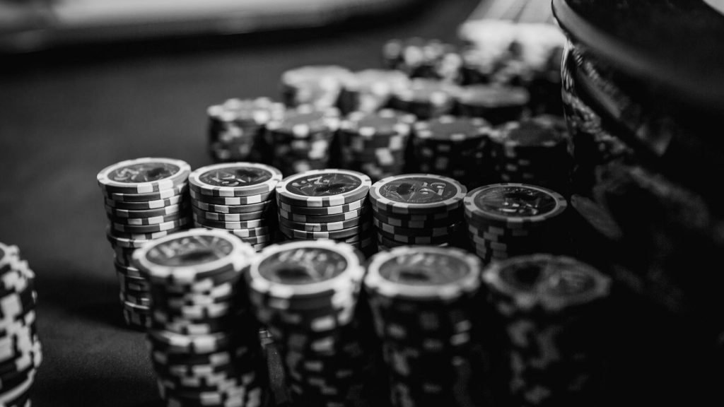 Casino fichas blanco y negro | pulso videojuegos